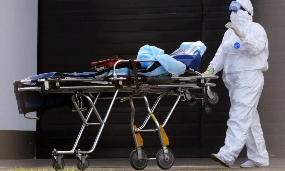 Ρωσία: Πάνω από 9.000 τα νέα κρούσματα το τελευταίο 24ωρο